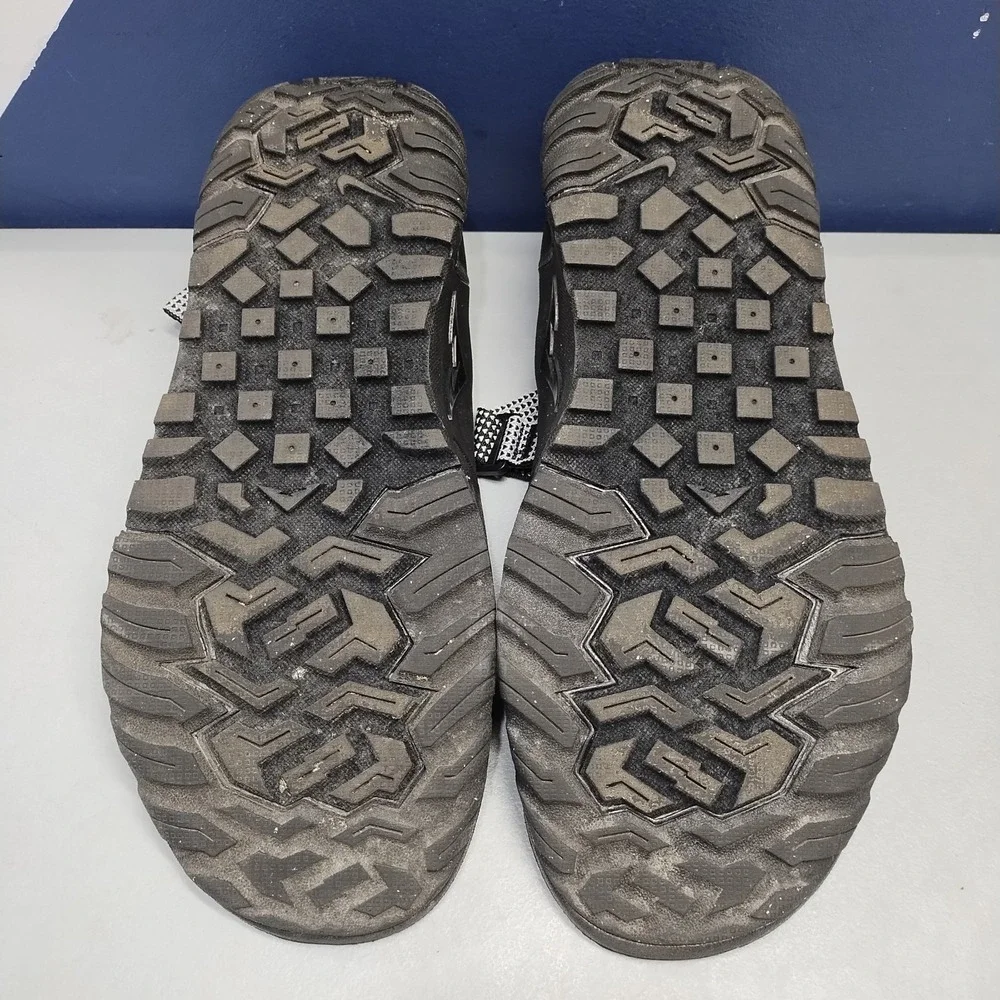 Nike Oneonta Trail Sandals Mens Size 13 Black Gray Adjustable Straps DJ6604-001